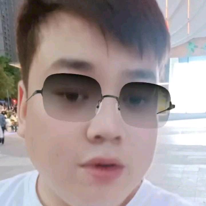 快乐的帅帅