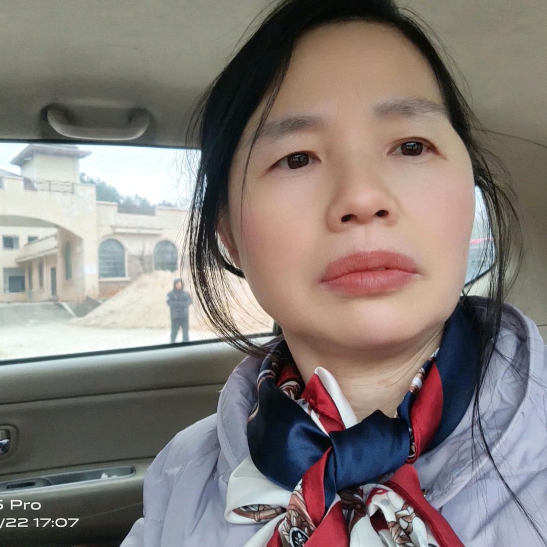 黄小华