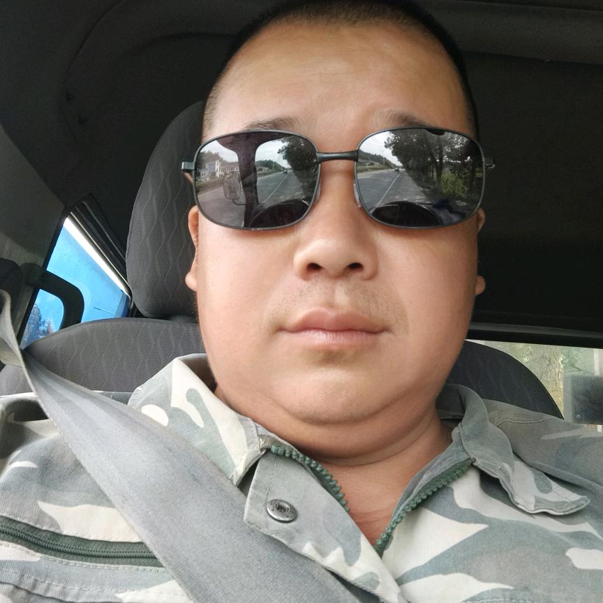 《磨红薯粉小汪》