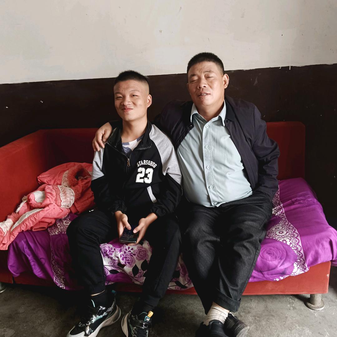 吴大哥（理想很丰满，现实很骨感）