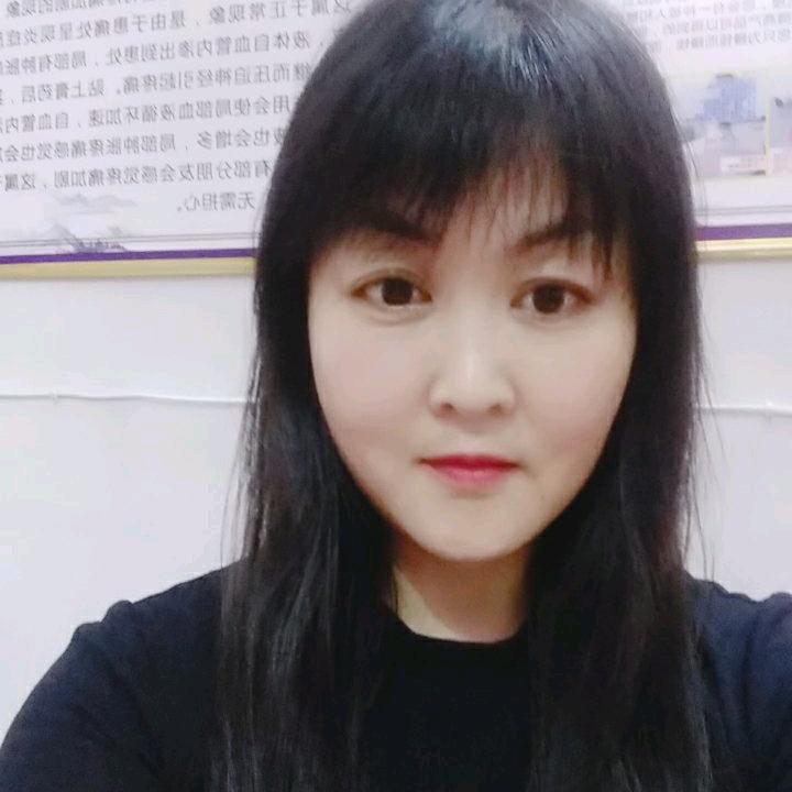 侯妮御萃雅校服净经销商