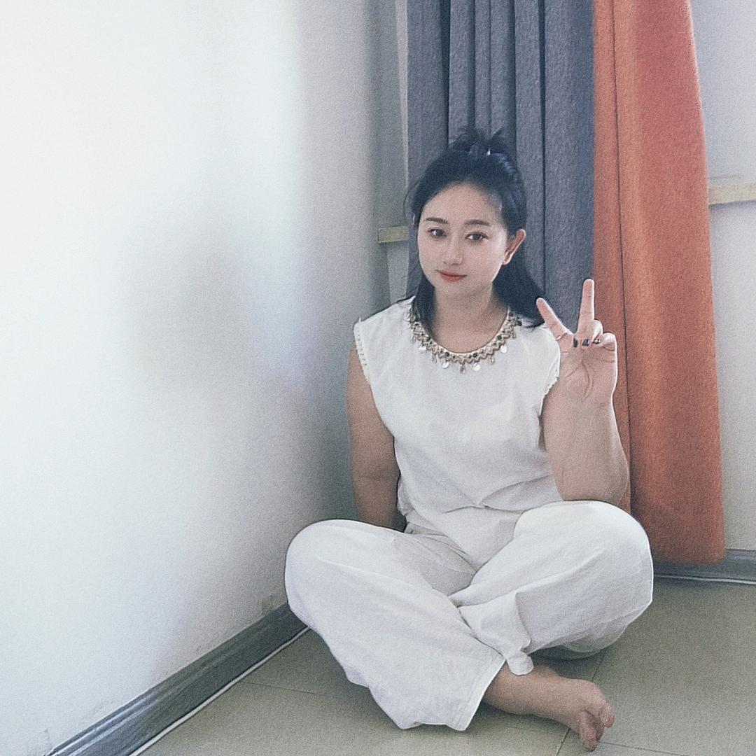 婷婷吃不饱~180斤