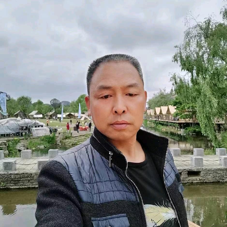 雷万达