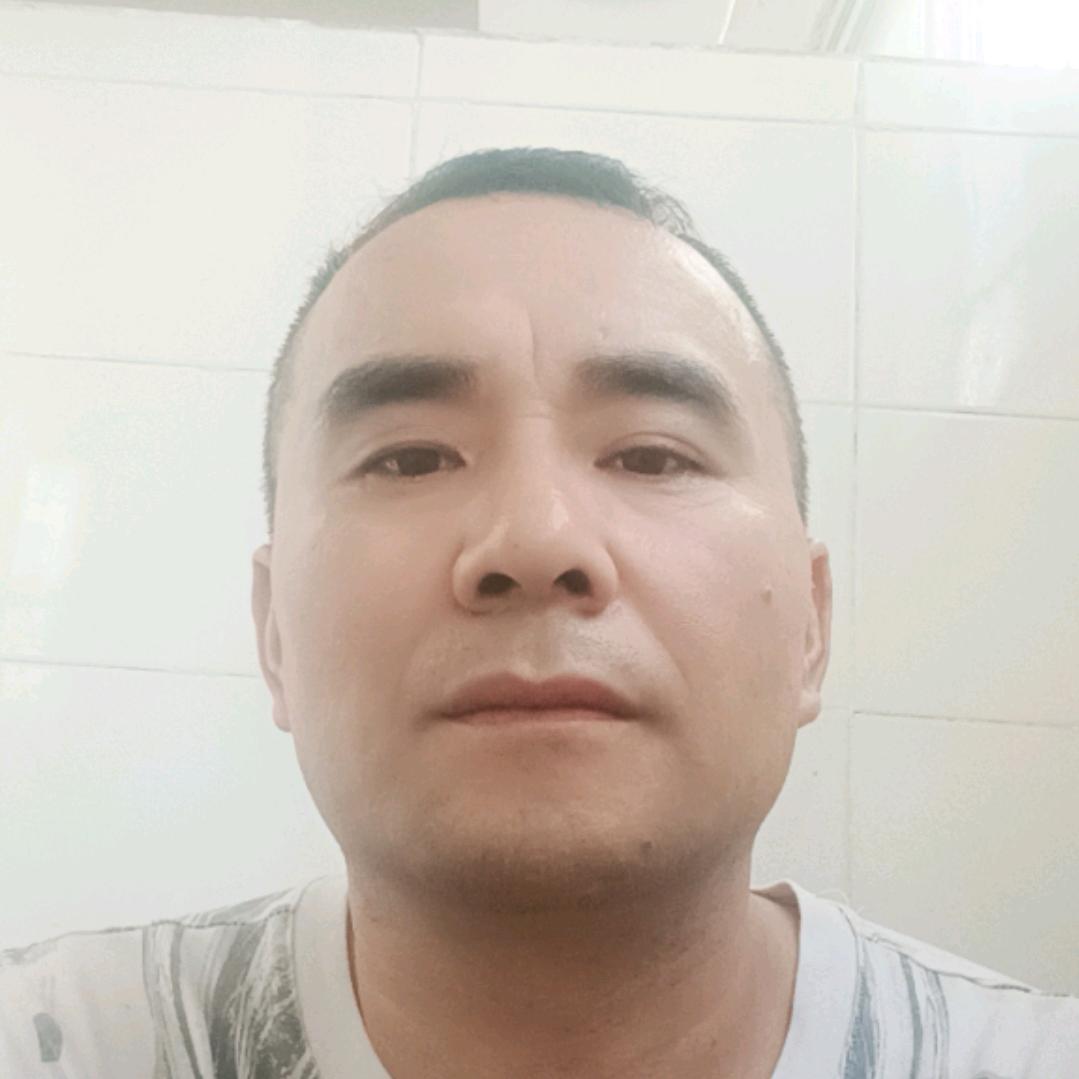 80后猪肉小哥哥