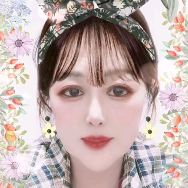 莲莲