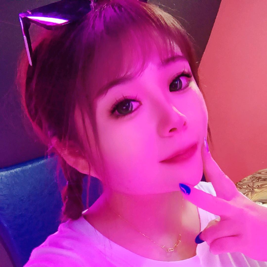 🌙    C  C    🌙