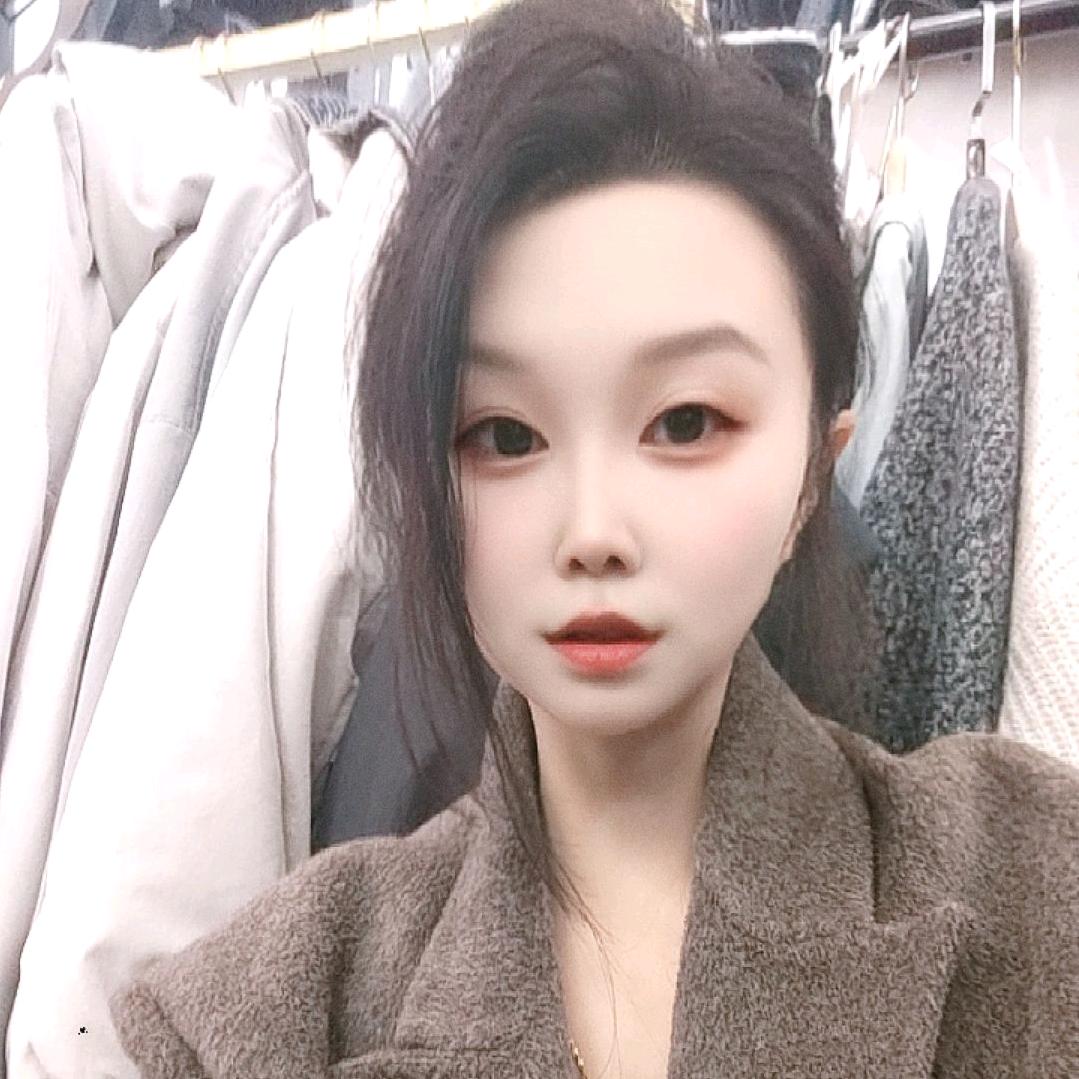 海子矿商品街王培女装实体店，时装体闲，学