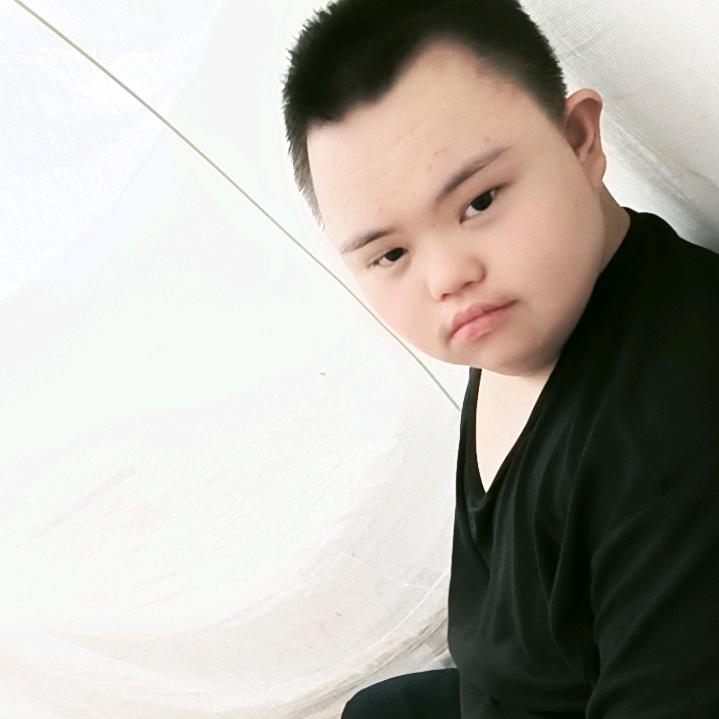 天天开心梁晨晨