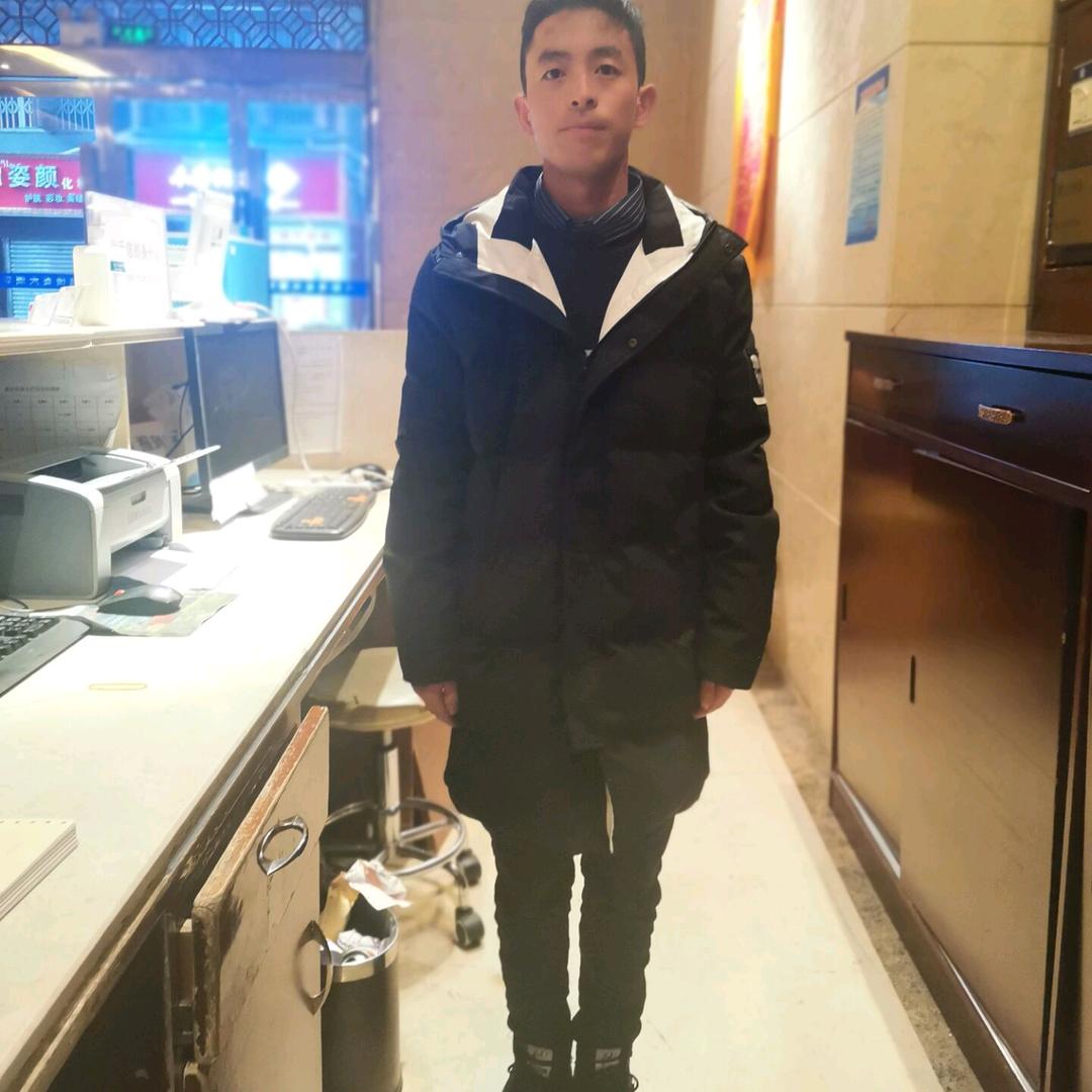 高俊敏   藏族名字达瓦泽仁