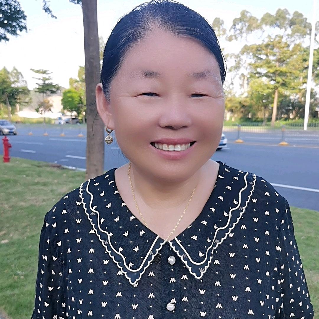 杨 姐