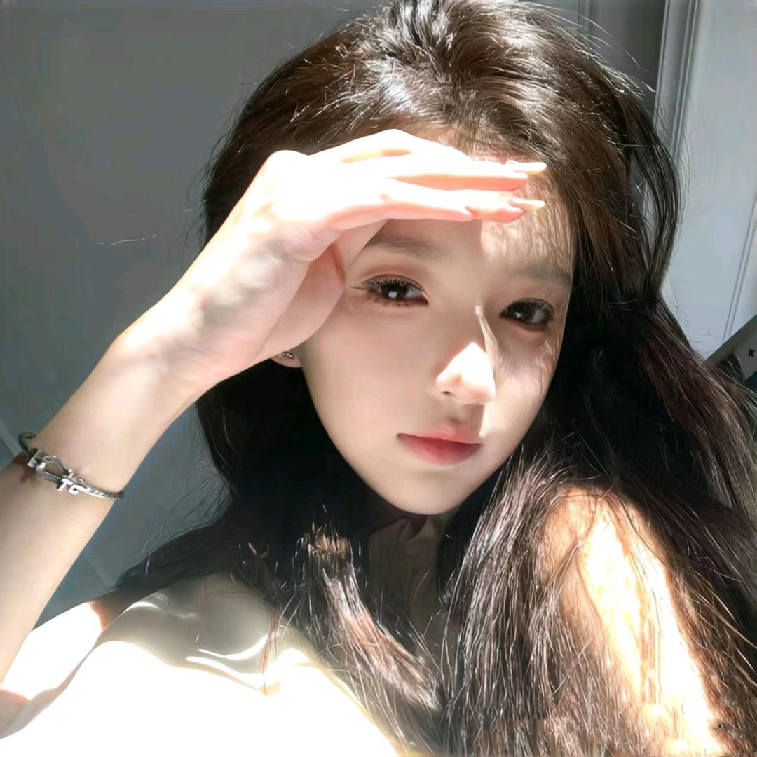 妮妮子（化妆版）