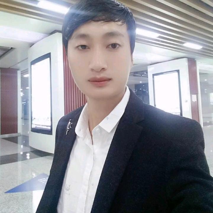 小李承接大小石方工程、混凝土挡墙、仿木栏