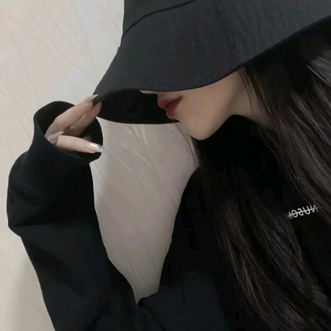 依依