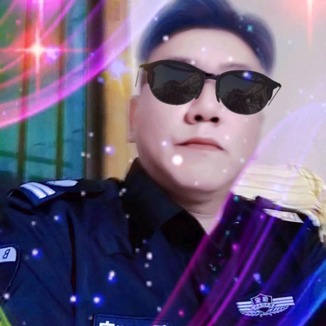 ／