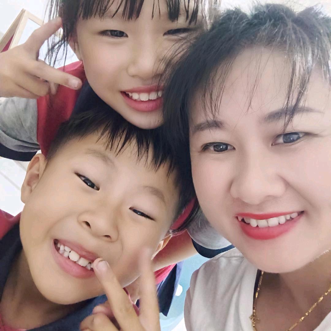 爱笑的妞