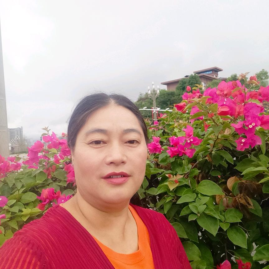 姓唐在销售复印纸有需要找我电话