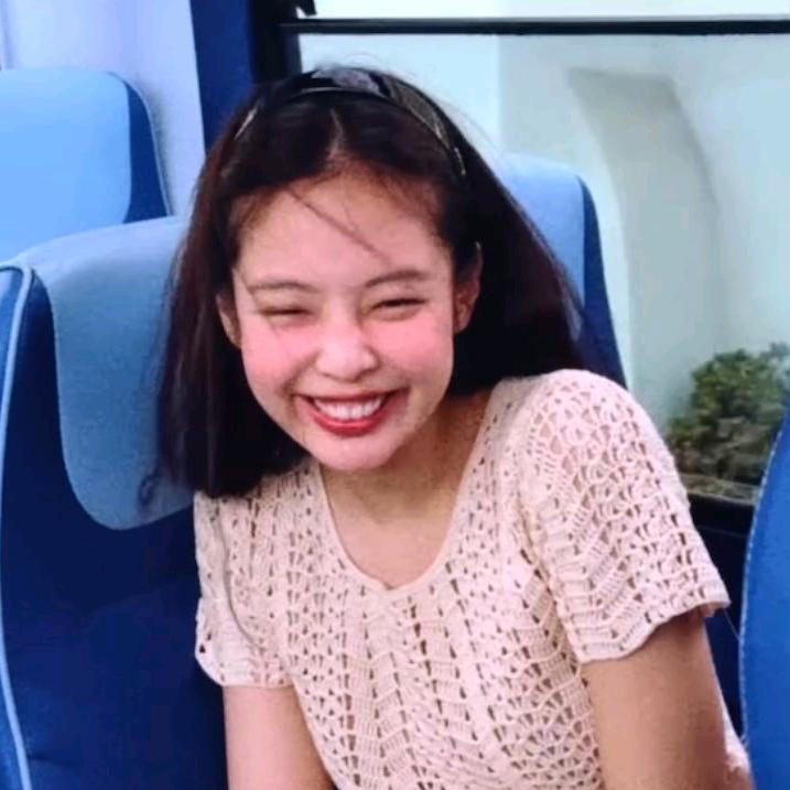 布芥（听过单依纯现场版）