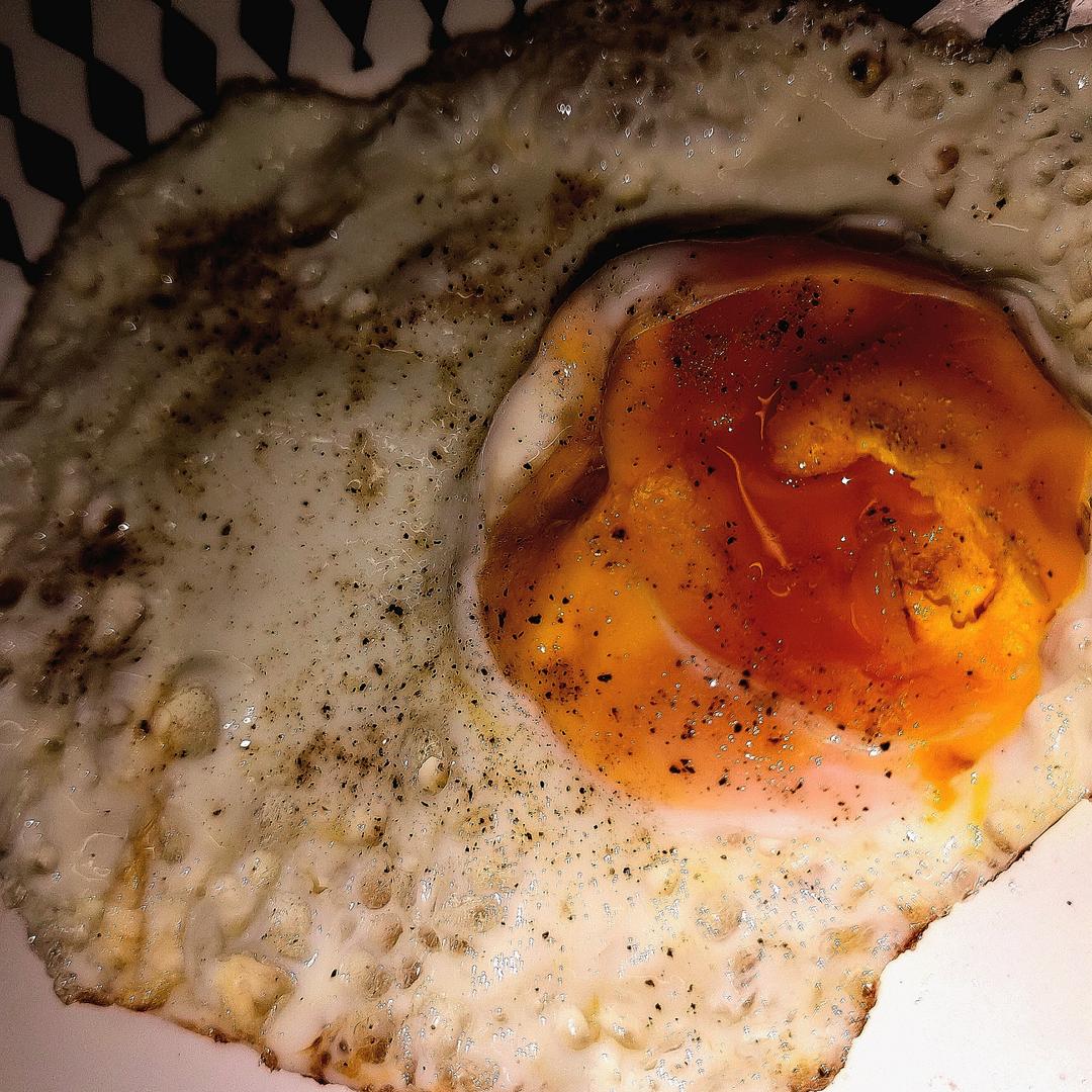 世界上最美味的是小蛋糕和冰激凌