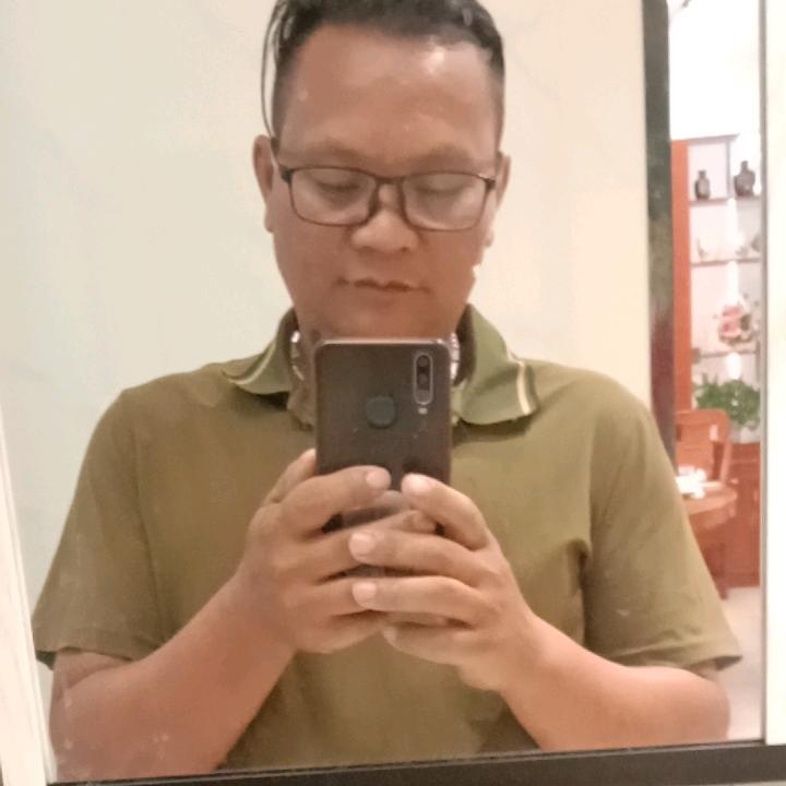 生活有点苦，需要加点糖。