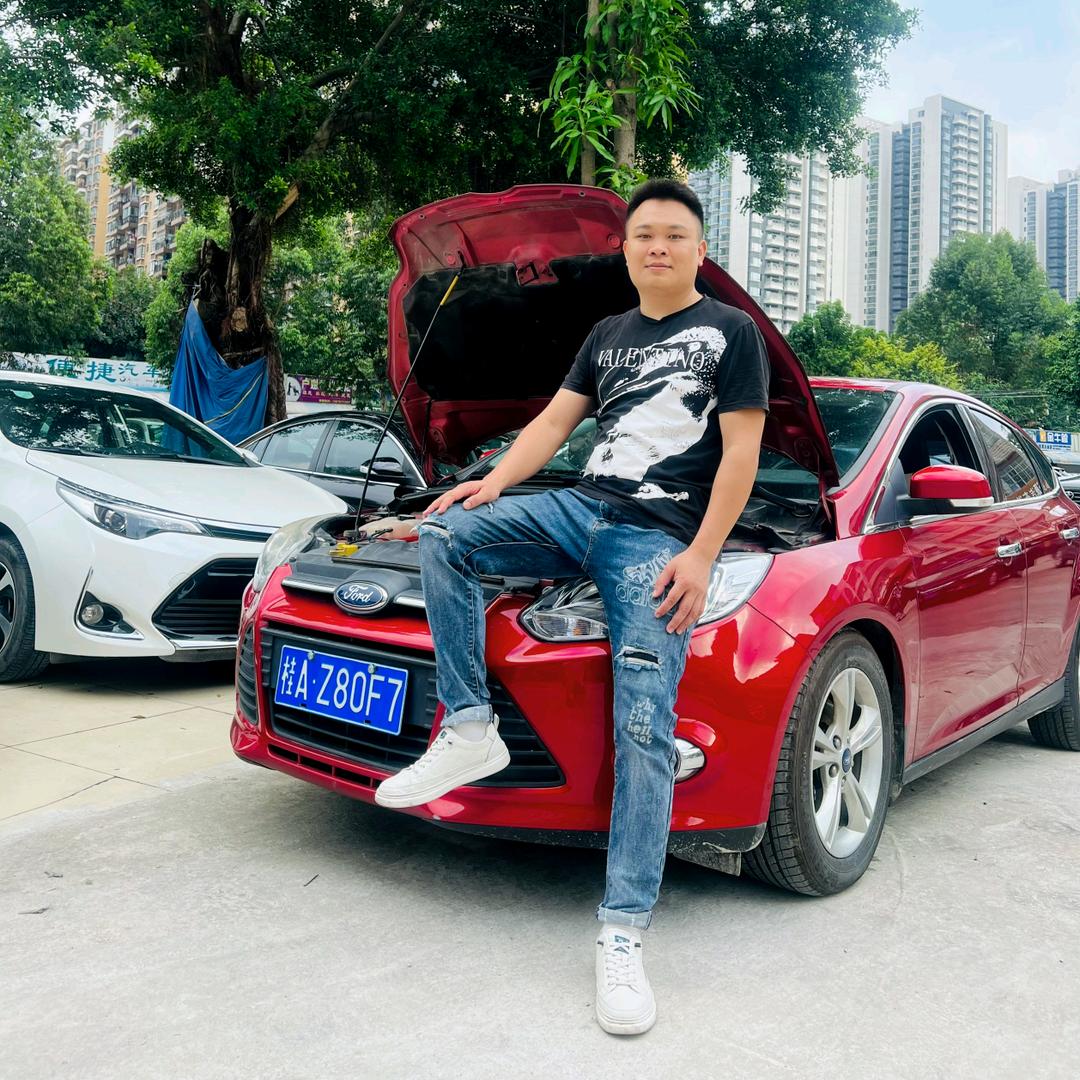 村长  南宁聚东二手车