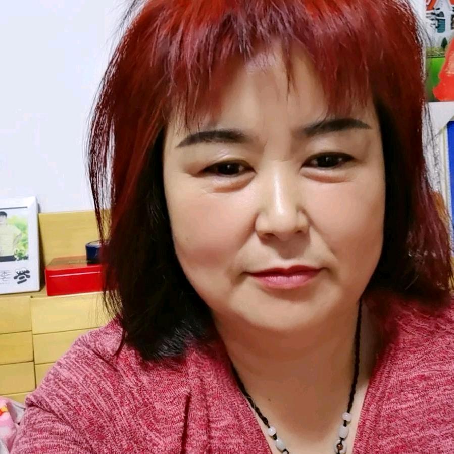 俩个孙子的奶奶