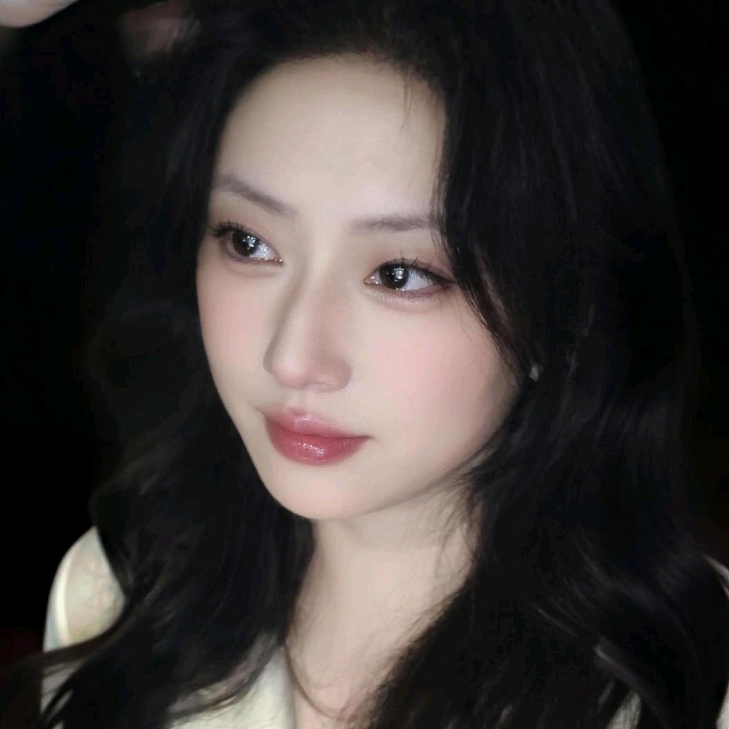 锦鲤娜¹¹半道儿黑粉儿ಠ︵ಠ凸