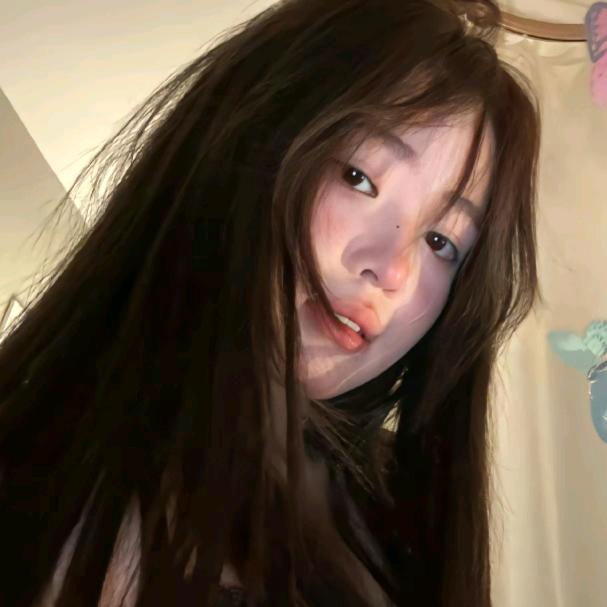¥