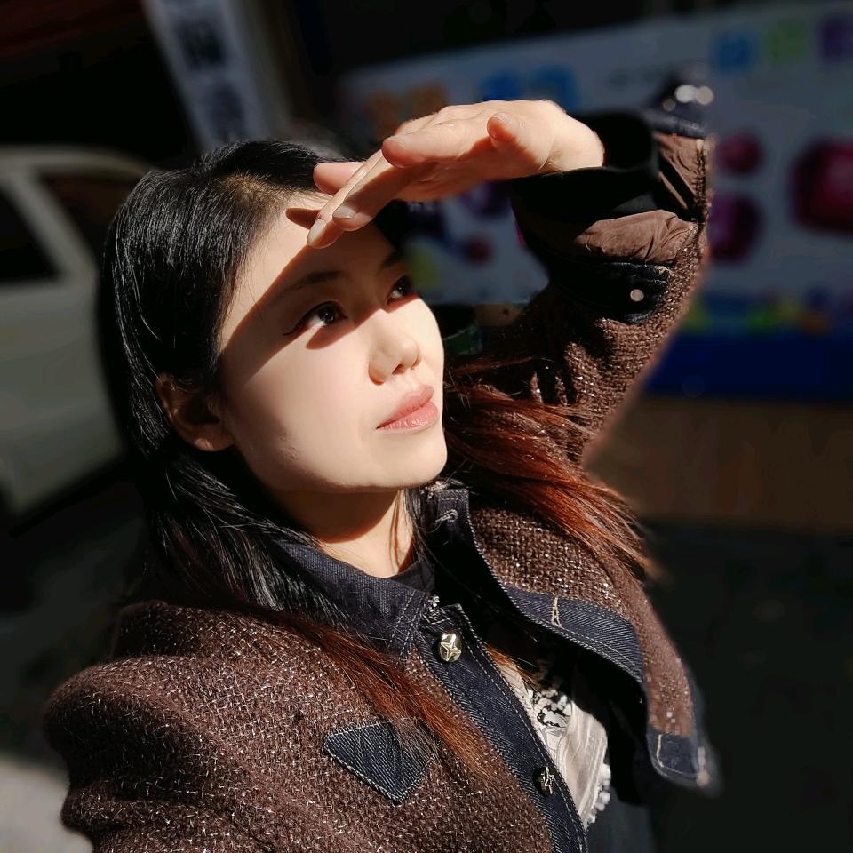 黄晓红 咸丰雲淏茶莊  龙泰路二巷29号