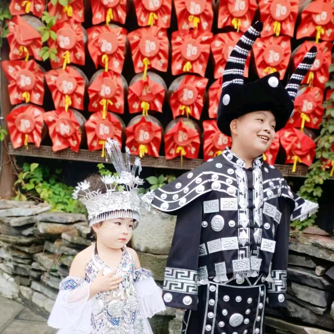 杨三姐