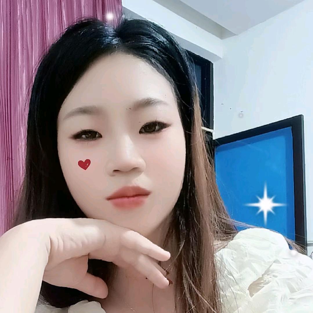 魏如听雪。
