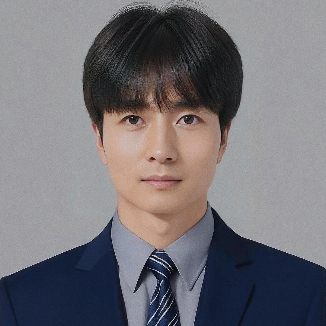 成都卖五界的尤俊凯