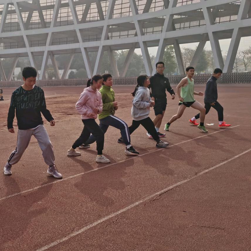 泸州上门体育罗教练