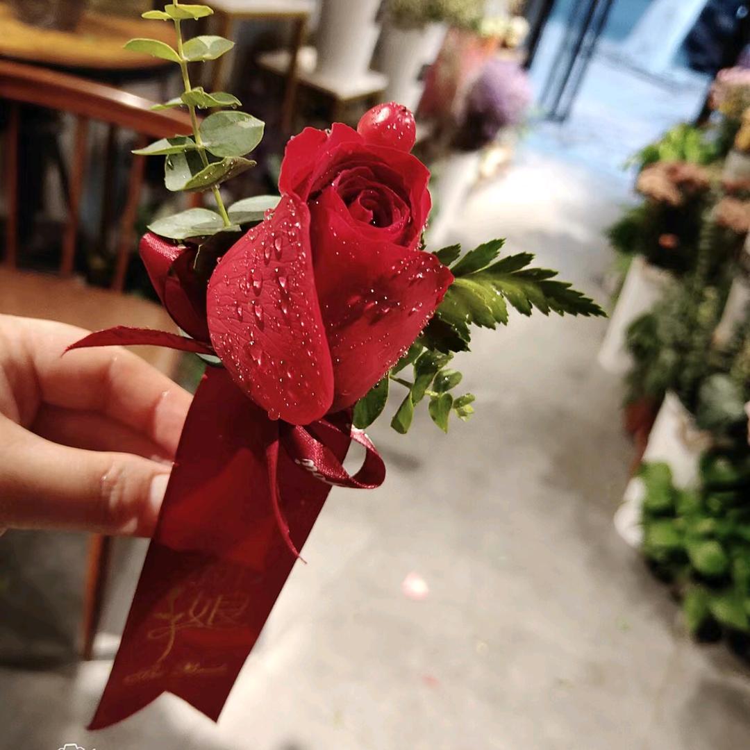 啊依朵花艺