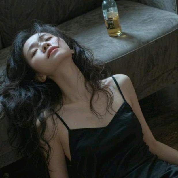 左❤️房的野蔷薇