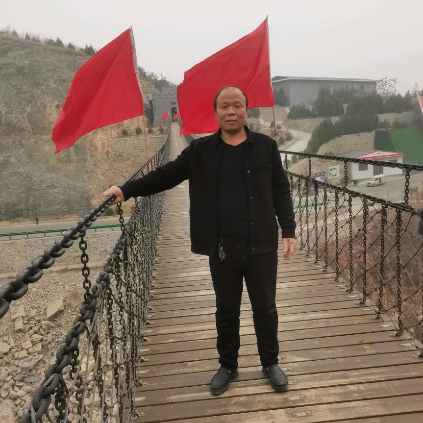 爱钓鱼的老玩童