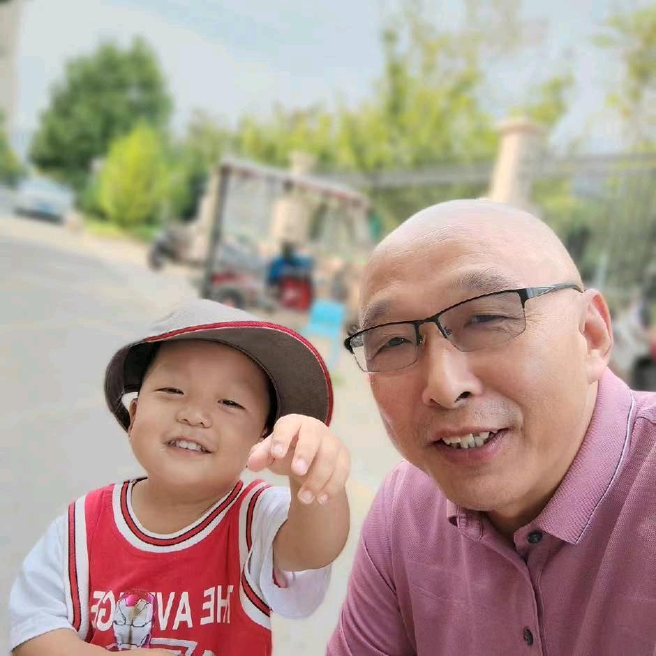 睿联总校郑教练