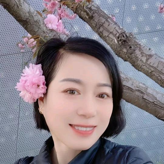 本人喜欢健康养生，从事美容美体行业8年