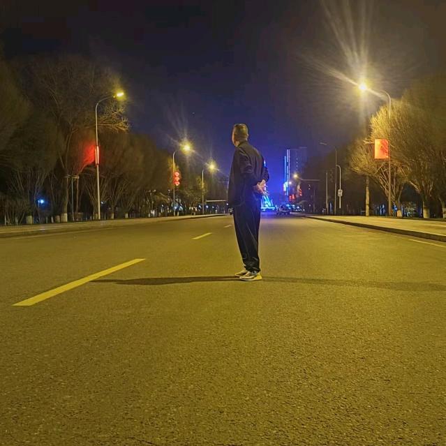 u就非要