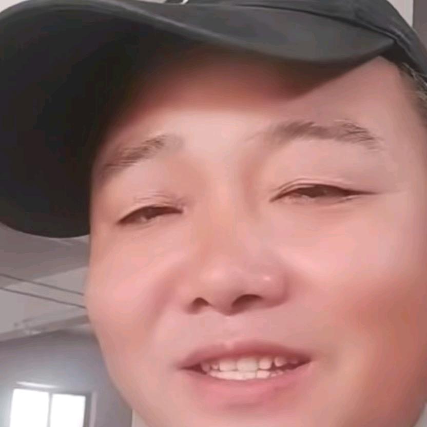 李震江