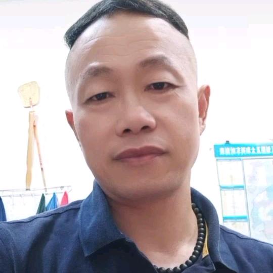 强哥(晚上：不定时开播)