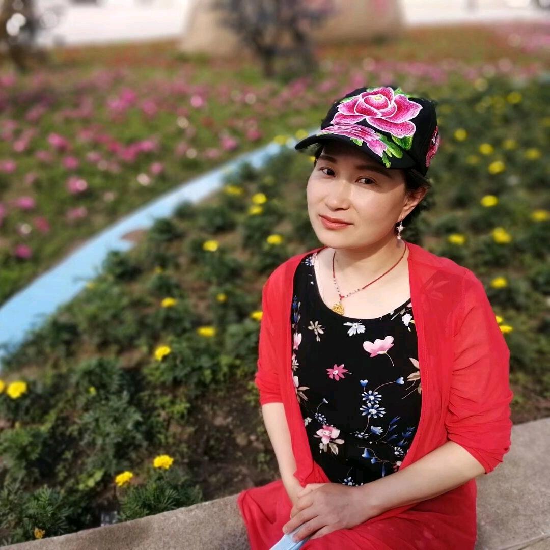 芳宝儿