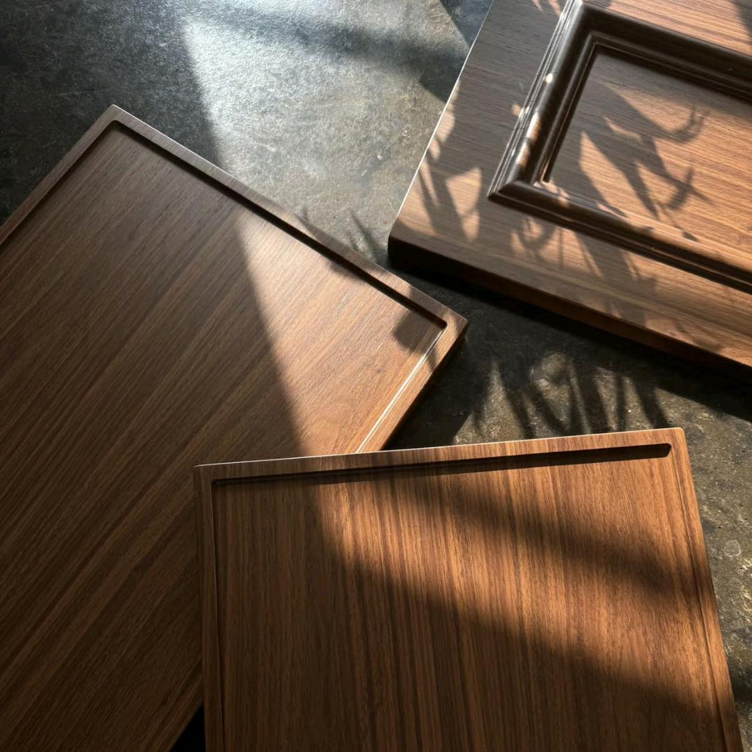 西安欧睿森 模压（吸塑门板）～张经理