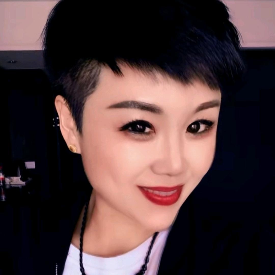 艺龙女