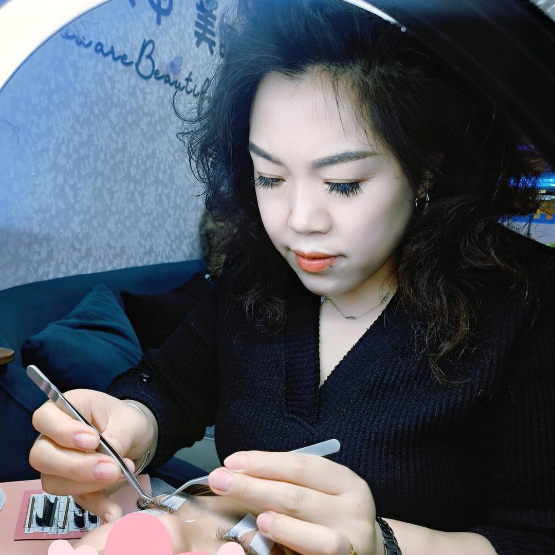 影姐的美甲店