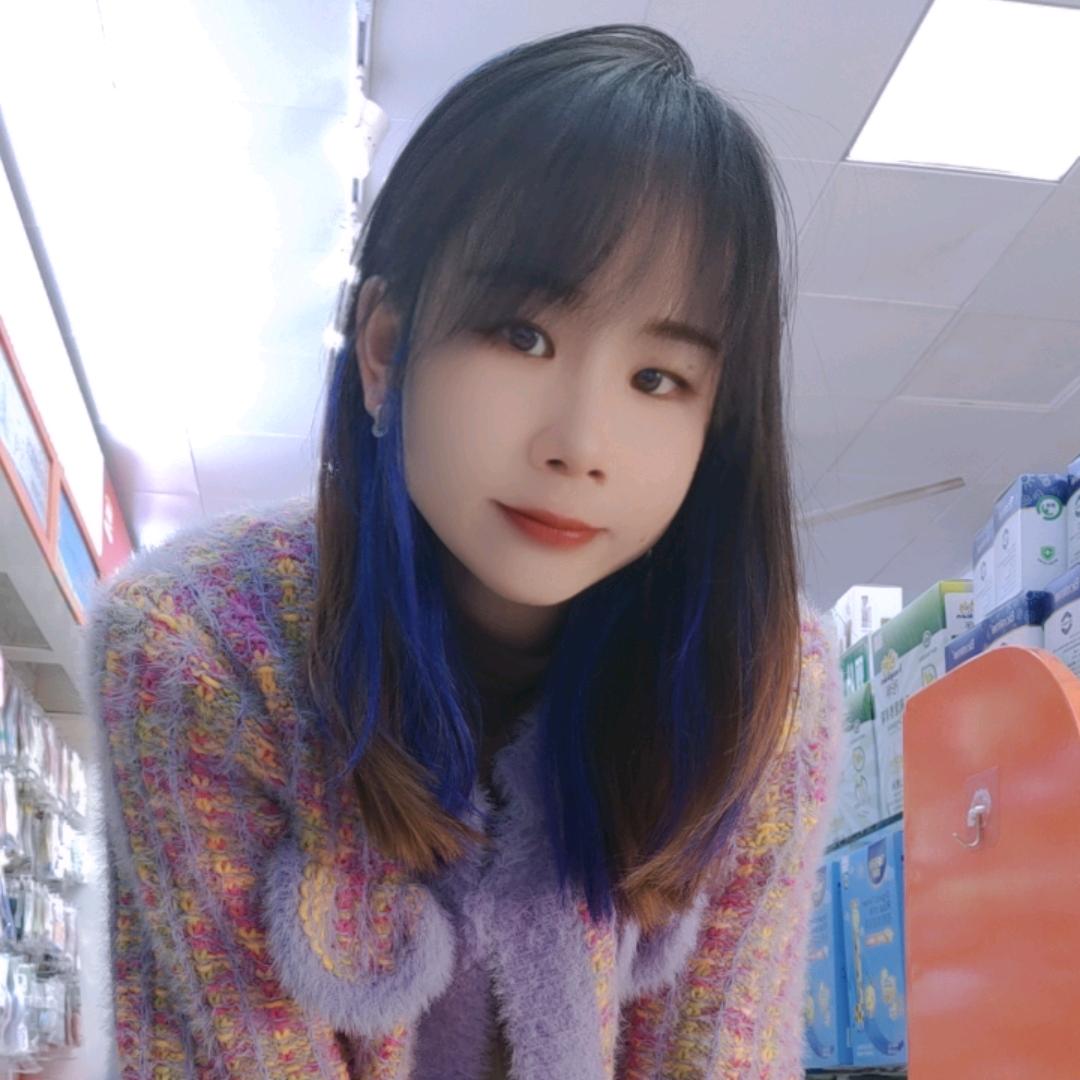 小琳琳*^_^*@☞♥♛