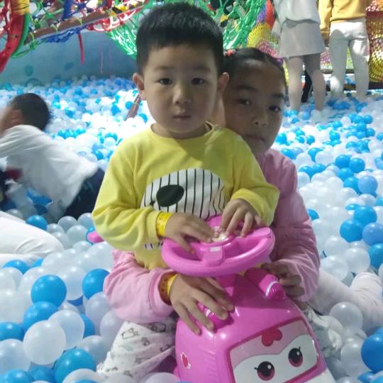 姐弟👧🏼🧒🏻