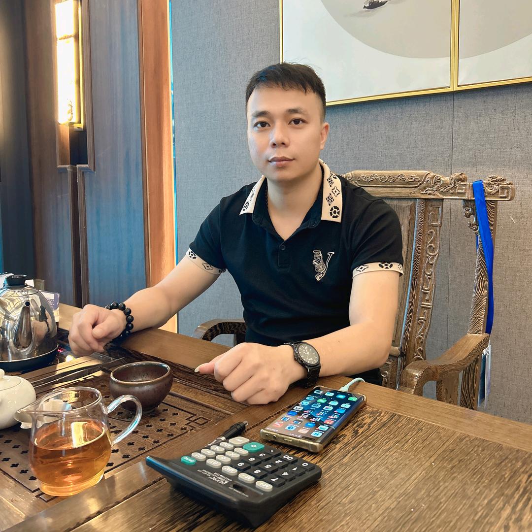 连州轩尼斯门窗小唐哥