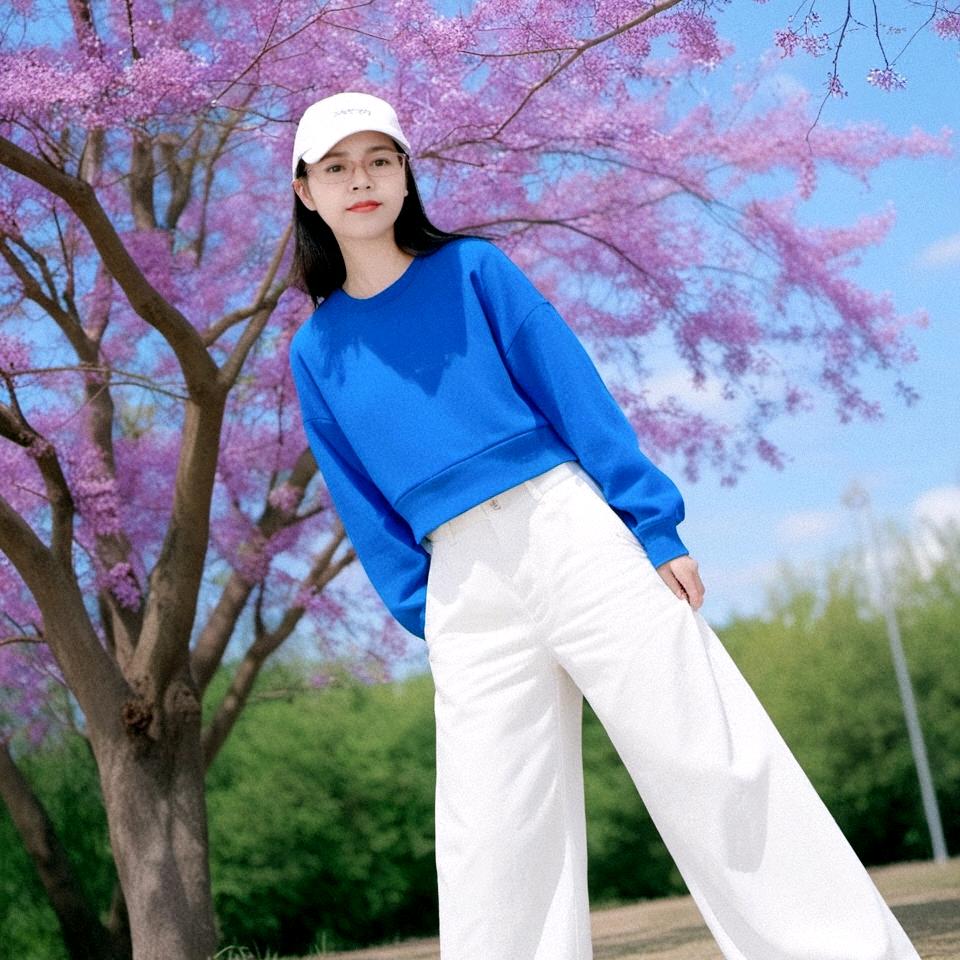 A 丽