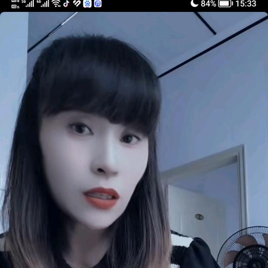 立石浴足冷艳