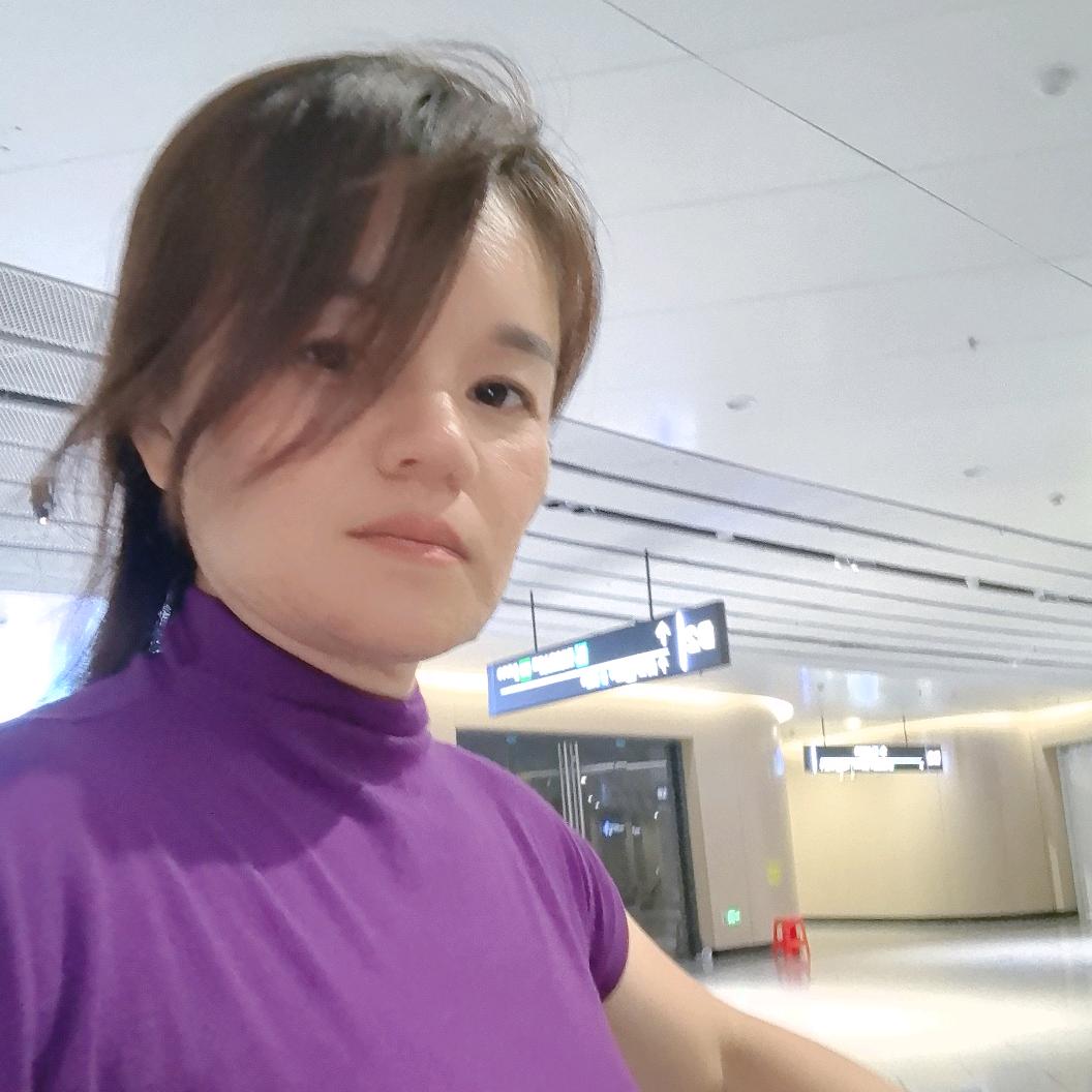 凤姐在白濠做筋骨养护